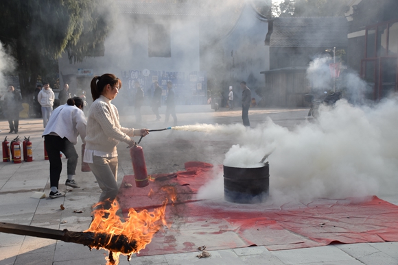 ae70bf1de1915526179d670d2e8c315.jpg ae70bf1de1915526179d670d2e8c315.jpg