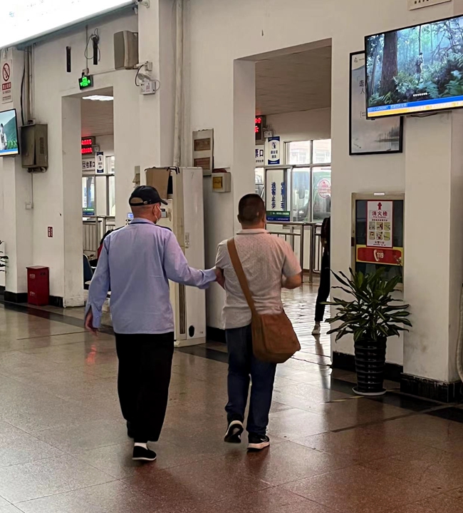 b1035be576733c907992c1b3cdc32c9.jpg b1035be576733c907992c1b3cdc32c9.jpg